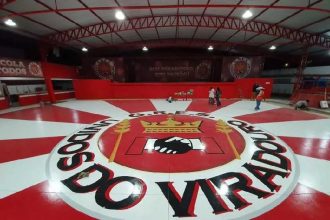 Disputa de samba na Viradouro tem composição assinada por filho de Michael Sullivan