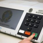TRE-RJ vai mudar locais de votação para reduzir influência do crime nas eleições