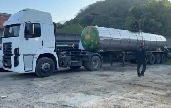 Transpetro tem dano de R$ 1,5 milhão devido a esquema de furto de petróleo 48 Transpetro tem dano de R$ 1,5 milhão devido a esquema de furto de petróleo