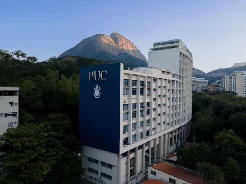 PUC vai lançar curso de Medicina em 2026, com apoio de hospital público