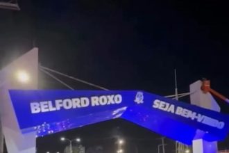 Novo pórtico de Belford Roxo, nas cores de Márcio Canella, é inaugurado