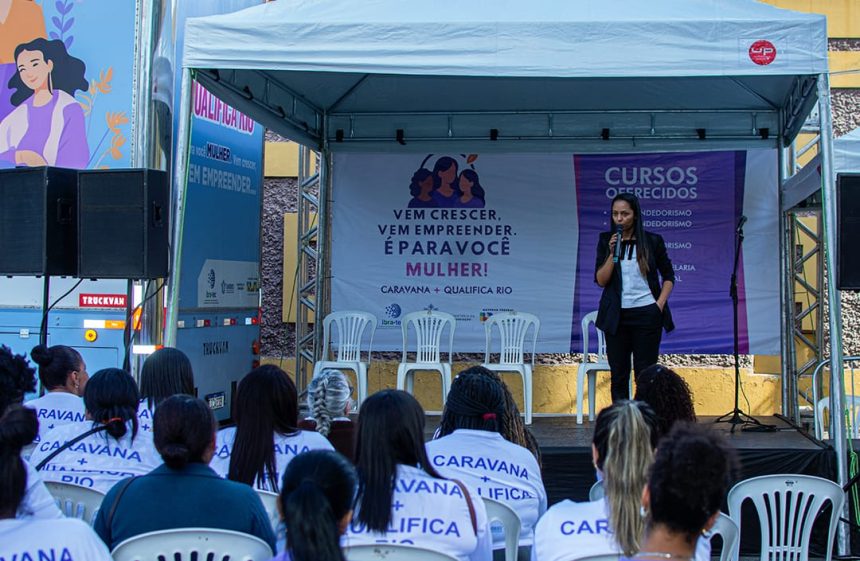Baixada recebe caravana de inclusão social e capacitação profissional para mulheres vítimas de violência