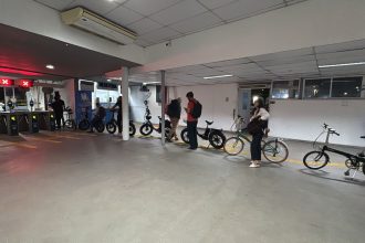 A fila tá grande! Ciclistas denunciam transtornos e redução de bicicletas autorizadas nas embarcações
