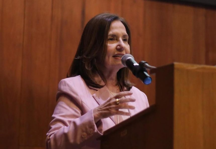 A deputada-delegada Martha Rocha: exonerada da Secretaria municipal de Assistência Social, ela vai reassumir a vaga na Assembleia Legislativa para votar os projetos na área de segurança
