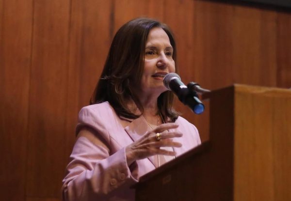 A deputada-delegada Martha Rocha: exonerada da Secretaria municipal de Assistência Social, ela vai reassumir a vaga na Assembleia Legislativa para votar os projetos na área de segurança