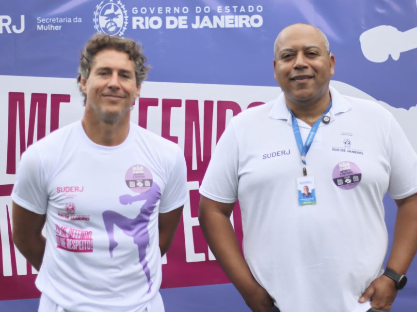 Judoca Flávio Canto dá aula gratuita de defesa pessoal a mulheres na Rocinha