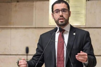 O voto do vereador Pedro Duarte está no centro da discussão no partido Novo: liberal na economia e nos costumes