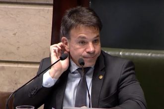 Câmara demolidora - parte 2: mais seis vetos de Eduardo Paes são derrubados