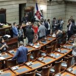 O plenário da Câmara do Rio na última terça-feira, quando foram votados os vetos de Paes: com a pauta livre, agora, voltam ao plenário os projetos de lei