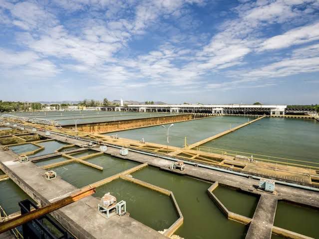 Estação do Guandu, da Cedae: estado contrata consórcio para preparar a abertura do capital do que restou da bilionária companhia de saneamento do Rio