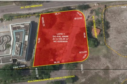 A localização privilegiada do terreno, na Barra da Tijuca, que o Previ-Rio vai leiloar com o lance mínimo de R$ 19,2 milhões