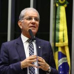 Chico D'Angelo, secretário-executivo da Agência Nacional de Saúde Suplementar (ANS) e ex-deputado federal, avisou ao presidente nacional do PDT, Carlos Lupi, que está deixando o partido