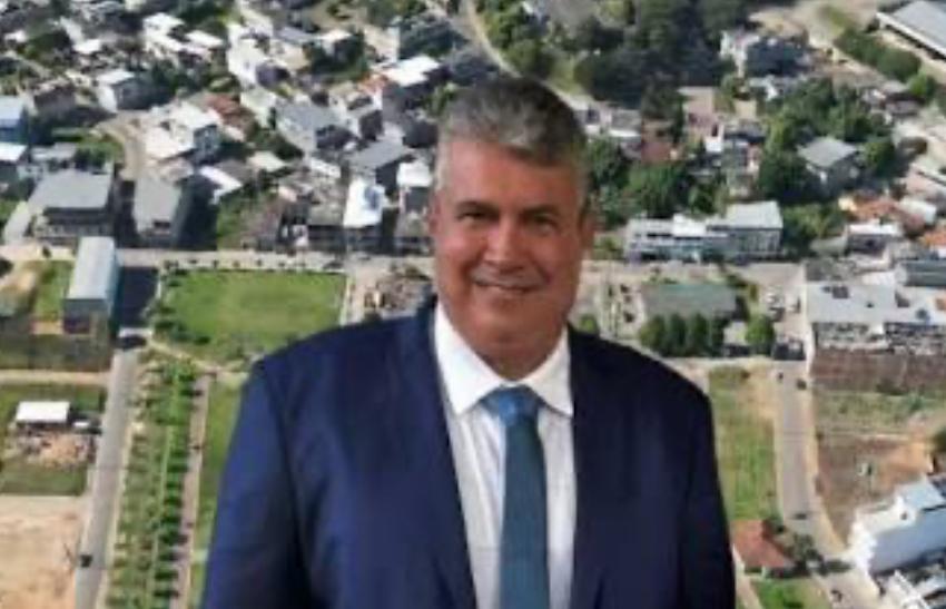 O prefeito de São José de Ubá, Gean Marcos (MDB), foi condenado, pela 2ª Vara de Itaperuna, por improbidade administrativa num esquema de superfaturamento em contrato de locação de tratores agrícolas