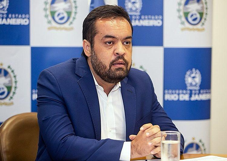 O governador Cláudio Castro enviou, à Assembleia, o projeto que prevê aumento da retenção de recursos no Fundo Orçamentário Temporário (FOT), de 10% para 30%: projeto provocou desconforto até entre governistas