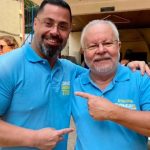 Daniel Martins, que será convocado para assumir a vaga na Alerj e o pai, o ex-deputado Luiz Martins, durante a campanha