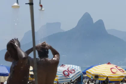 Rio atinge nível 2 de calor com máxima de 38°C neste domingo
