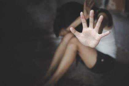 Mulheres vítimas de violência doméstica passam a ter isenção de taxa em concursos públicos