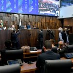 Projeto que restringe saidinhas de presos retorna às comissões da Alerj depois de receber 13 emendas