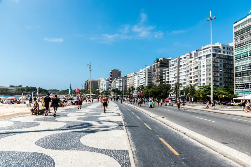 Cariocas podem aproveitar o primeiro final de semana da primavera com ceu azul, sem chuvas - Foto: Reprodução Internet