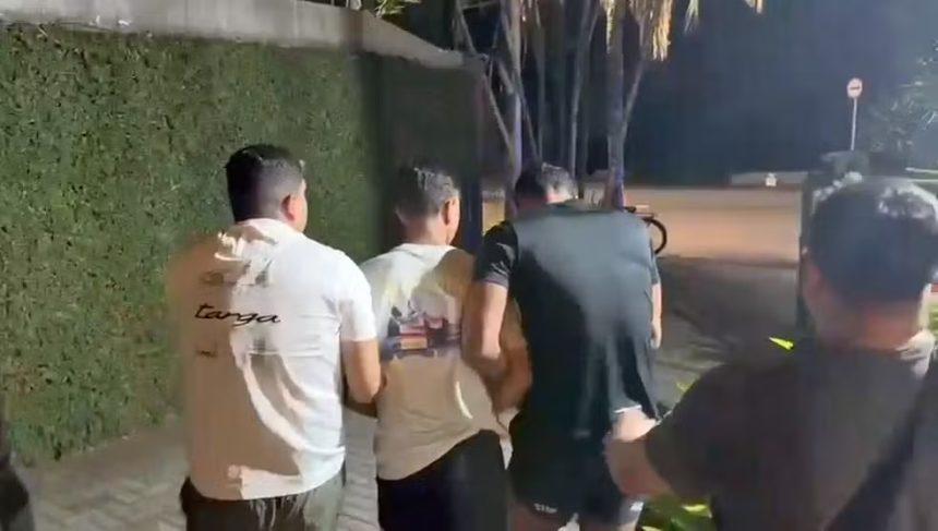 Responsáveis pela falsa central de banca vieram de SP e estavam escondidos em condomínio de luxo no Rio - Foto: Polícia Civil