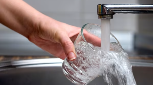 Tarifa de água deve aumentar em até 15% neste sábado