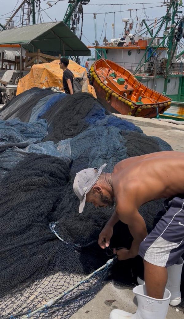 Registro policial foi feito pela Prefeitura de Angra dos Reis, após agentes da Guarda Portuária, supostamente a serviço da empresa, interditarem vias públicas e impedir o trabalho de pescadores