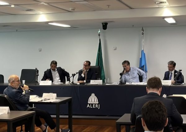 Déficit previsto para 2026 é de R$ 18,9 bilhões.