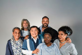 Cia de Arte Popular celebra 27 anos de história no Rio com espetáculo no Teatro Léa Garcia