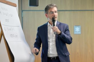 Secretário de Fazenda rebate apelido de 'tarifaço' e diz que projeto do FOT busca justiça tributária
