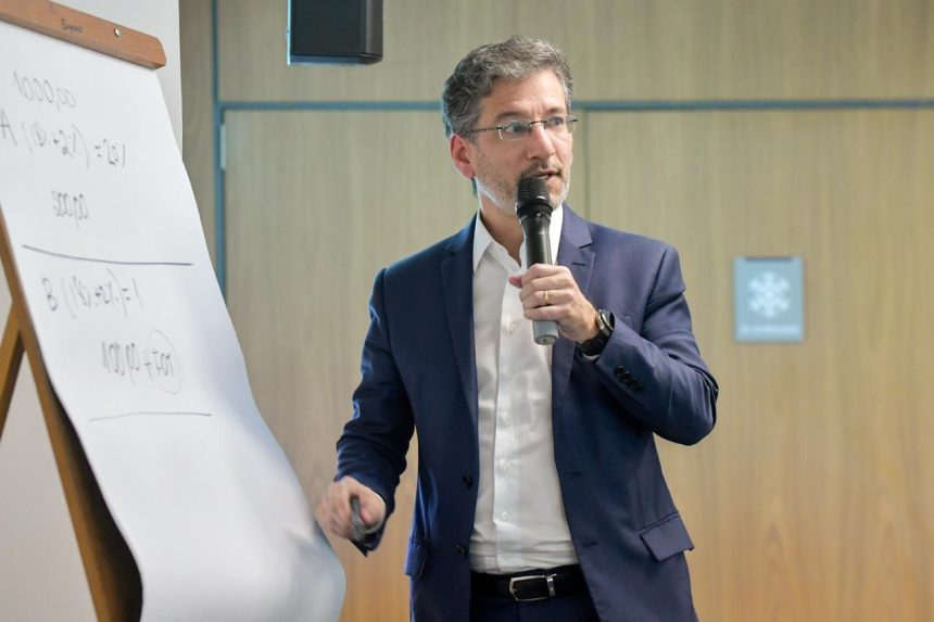 Secretário de Fazenda rebate apelido de 'tarifaço' e diz que projeto do FOT busca justiça tributária