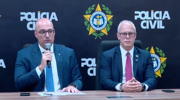 Polícia Civil identifica 99 dos 117 mortos em operação nos complexos do Alemão e da Penha 47 Polícia Civil identifica 99 dos 117 mortos em operação nos complexos do Alemão e da Penha