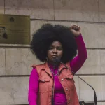 Vereadora Thais Ferreira denuncia ataques de ódio por fazer críticas à operação no Alemão e na Penha 65 Vereadora Thais Ferreira denuncia ataques de ódio por se posicionar contra operação no Alemão e na Penha