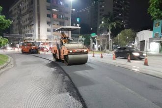 O programa Asfalto Liso sofreu o maior corte da Secretaria de Conservação, passando de R$ 483,6 milhões em 2024 para R$ 0,00 em 2025