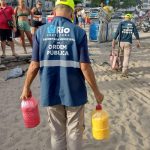 Na Operação Verão, que completou um mês no Rio, 160 barraqueiros foram multados no primeiro final de semana de outubro
