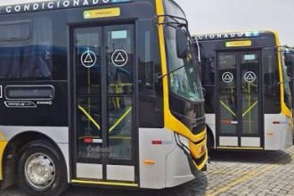 A Secretaria municipal de Transportes publicou, no Diário Oficial desta sexta-feira (17), a abertura da concorrência para três lotes de linhas de ônibus na Zona Oeste