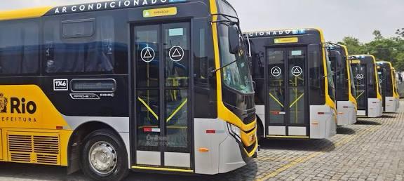 A Secretaria municipal de Transportes publicou, no Diário Oficial desta sexta-feira (17), a abertura da concorrência para três lotes de linhas de ônibus na Zona Oeste