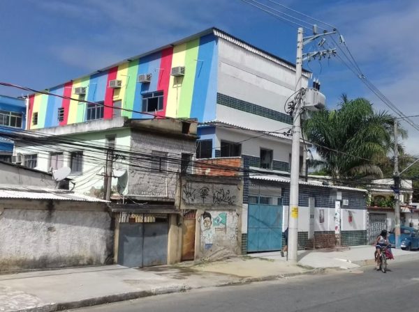 O Instituto Mundo Novo, em Chatuba, Mesquita, recebe no dia 30 de outubro a nova edição do CAU/RJ Favela, com o tema “Moradia digna é direito, não privilégio!”