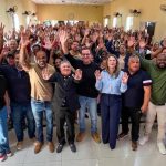 Prefeitura abre licitação para revitalização do Monte da Unção, em Sepetiba; custo das obras é estimado em R$ 1,8 milhão 66 Eduardo Paes e a vereadora Gigi Castilho no encontro na Congregação Tiberíades Rio de Janeiro, em Sepetiba, em agosto: o prefeito cumpriu a promessa e lançou a licitação para a revitalização do Monte da Unção