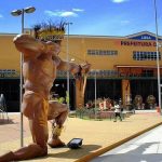 A atual Cidade do Samba, construída em 2006, daria lugar a um empreendimento imobiliário: projeto de transformação da área do Sambódromo agora prevê a construção de novos barracões na Avenida Presidente Vargas