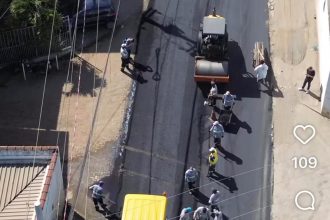 Obra de pavimentação em Barra Mansa: segundo auditoria do TCE, executada sem cobertura contratual e com 80 quilômetros de meios-fios fantasmas