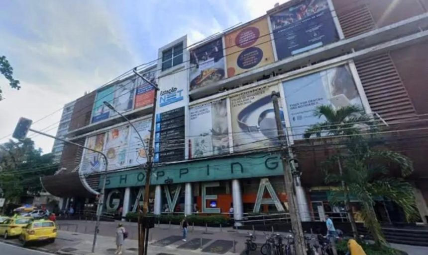 Associação de Moradores cobra informações sobre obra subterrânea que estaria sendo feita pelo Shopping da Gávea 61 Shopping da Gávea no centro da controvérsia: associação de moradores acusa centro comercial de tocar obra no subsolo sem prestar qualquer informação aos vizinhos