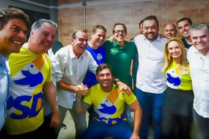 Dirigentes nacionais, presidentes de partidos, deputados estaduais e federais, prefeitos, governador... Estava todo na festa de filiação de Luciano Vieira ao PSDB, menos os tucanos de alta plumagem do estado