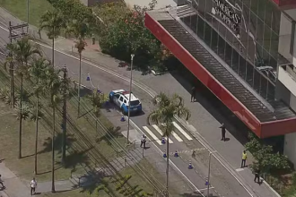 Joalheria é assaltada em shopping no Recreio 64 Joalheria fica no Américas Shopping; policiamento na região foi reforçado- Foto: Reprodução/TV Globo