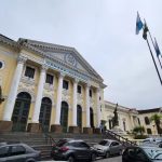 Eduardo Paiva (PL) teria agredido com um soco um funcionário da prefeitura. O caso está sendo investigado pela 76ª DP (Niterói).