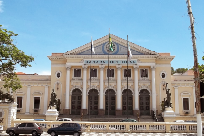 Câmara de Niterói amplia orçamento em R$ 775 milhões e aposta em infraestrutura e moradia 64 Câmara discute proposta de R$ 6,78 bilhões para 2026; três audiências públicas estão marcadas para novembro