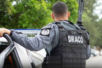Agentes da Draco realizaram ação de busca e apreensão em imóvel de suspeito