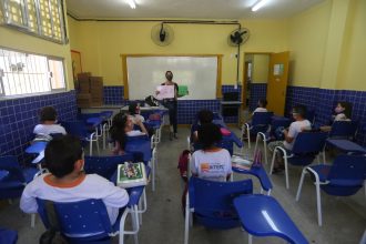 Visitas a escolas públicas da rede deverão ser autorizadas previamente - Foto: Divulgação/Prefeitura de Niterói