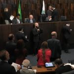 Deputados divergiram sobre obstrução da pauta e manutenção de vetos.