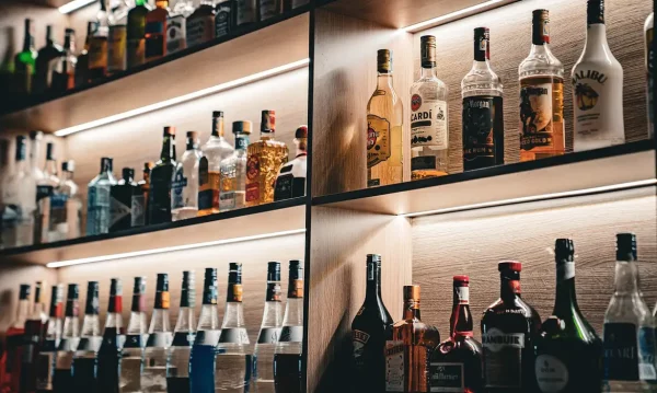 MP exige rigor na venda de bebidas alcoólicas em bares, restaurantes e hotéis do Rio 48 MP exige rigor na venda de bebidas alcoólicas em bares, restaurantes e hotéis do Rio