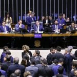 Câmara aprova isenção do IR para quem ganha até R$ 5 mil; entenda o projeto